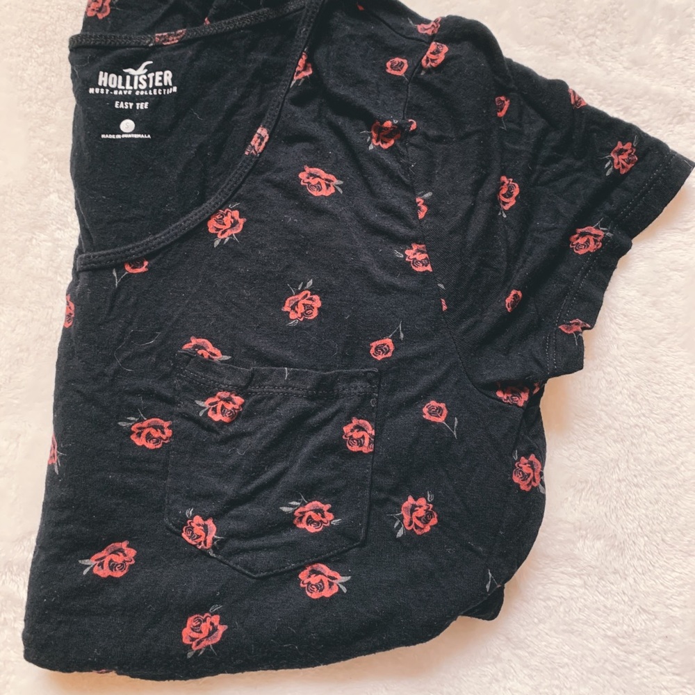 rose pattern t-shirt